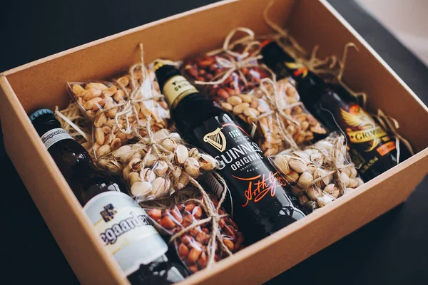 Lviv Ουκρανία Δεκεμβρίου 2017 Μπουκάλια Μπύρας Hoegaarden Grimbergen Και Guinness — Φωτογραφία Αρχείου