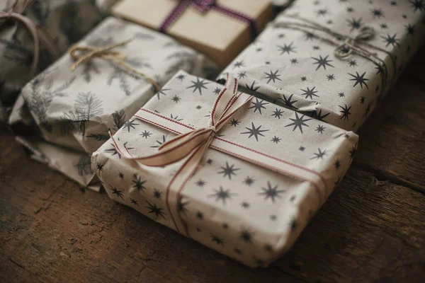 Stylish Rustic Christmas Gifts Ribbons Close Xmas Presents Wrapped Craft — Stock Photo, Image