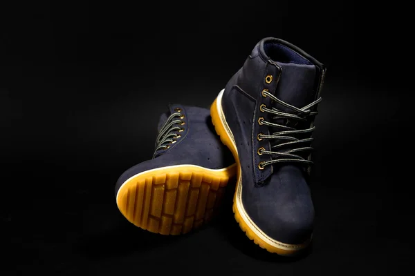 Blue nubuck men 's boots — стоковое фото