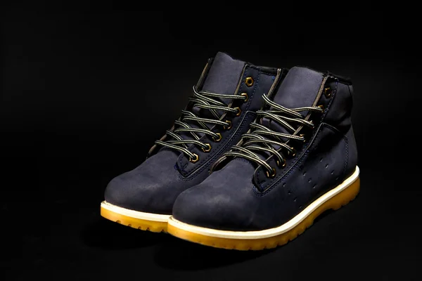 Blue nubuck men 's boots — стоковое фото