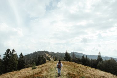 Kız dağlarında seyahat