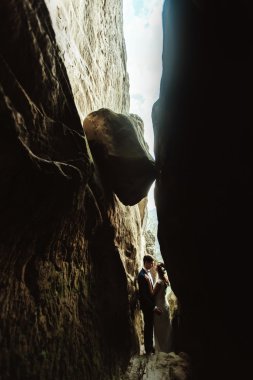 mutlu gelin ve şık damat
