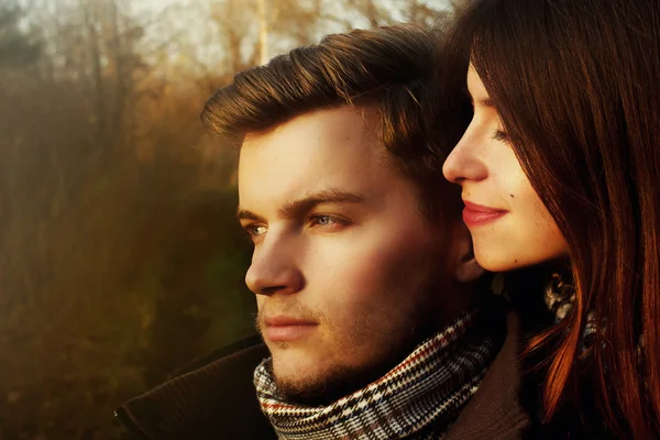 güzel mutlu genç Çift