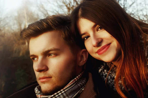 güzel mutlu genç Çift