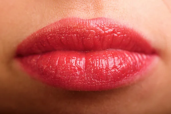 Lähikuva laukaus naisen huulet — kuvapankkivalokuva
