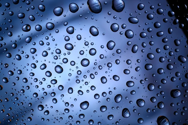 Краплі води на пластиковій поверхні — стокове фото