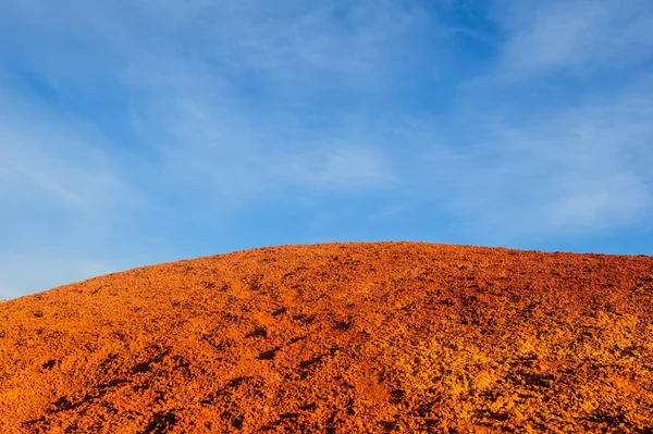 Suelo de color de los depósitos de mercurio en Altai — Foto de Stock