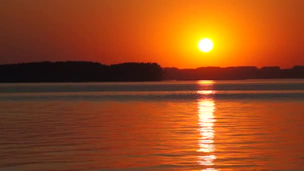 Scenic sunset over calm river — Stock Video