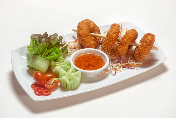 Pratos de cozinha internacional em restaurante em Phuket — Fotografia de Stock