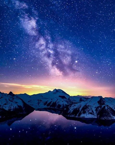 Paisaje Con Galaxia Vía Láctea Cielo Nocturno Con Estrellas — Foto de Stock