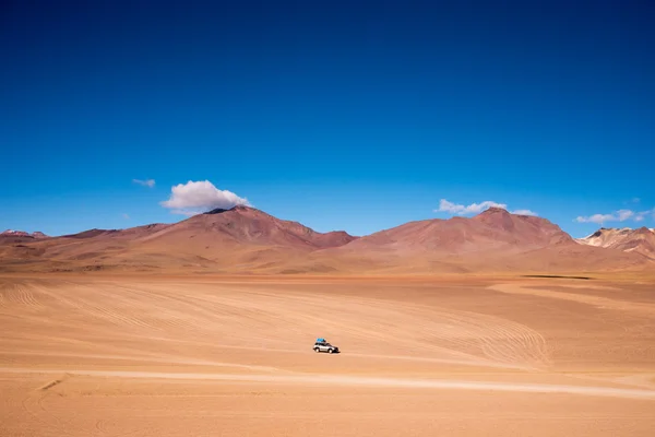 San Pedro de Atacama çöl boyunca 4WD sürüş