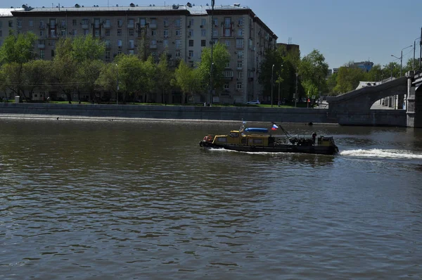 Panoramic View Moskva River Tugboat Sailing River May 2021 Moscow — Stock Photo, Image