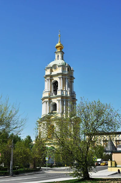 Campanile Del Monastero Contro Cielo Blu Campanile Del Monastero Novospassky — Foto Stock