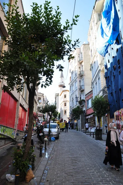 Вид Вулицю Стамбула Люди Йдуть Вулицею Міста Липня 2021 Року — стокове фото