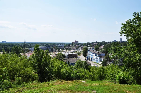 Panorámás Kilátás Emelvényről Város Bryansk Zöld Fák Városi Épületek — Stock Fotó