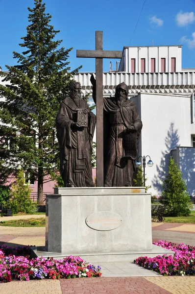 Scultura Urbana Monumento Santi Cirillo Metodio Luglio 2021 Bryansk Russia — Foto Stock