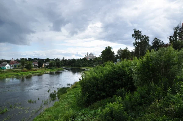 Panoramautsikt Över Floden Tvertsa Utsikt Över Floden Och Kupolen Klostret — Stockfoto