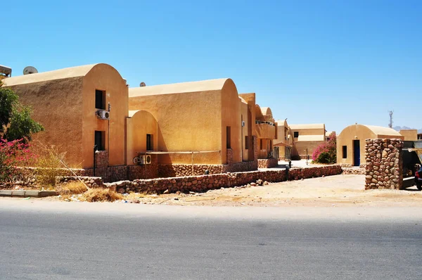 Belles Maisons Deux Étages Maisons Avec Toit Semi Circulaire Vue — Photo