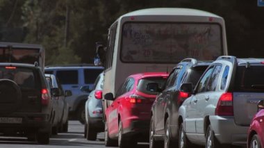 araba trafik karayolu üzerinde