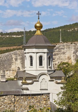 Ortodoks Kilisesi erkek kutsal Dormition manastırda. Bahçesaray.