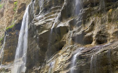 çatışmalar Kabardey-işgalciler dağ nehir chegem üzerinde şelaleler.