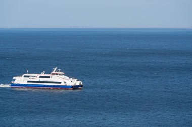22 Temmuz 2021 İzmir Türkiye. Sabah feribot kalkacak.