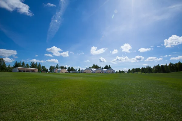 Golfové pole aktivní odpočinek — Stock fotografie