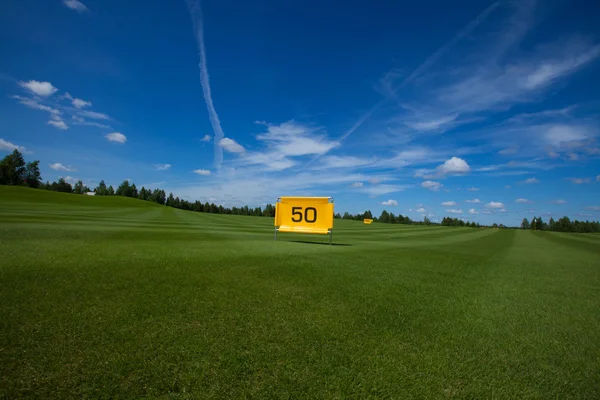 Golf fältet aktiv fritid — Stockfoto