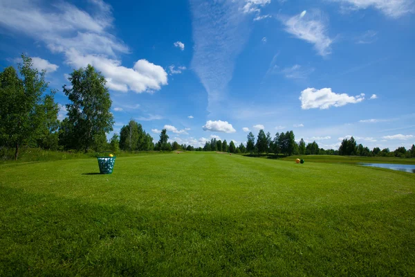 Golf fältet aktiv fritid — Stockfoto