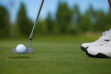İçinde dokunarak golfçü