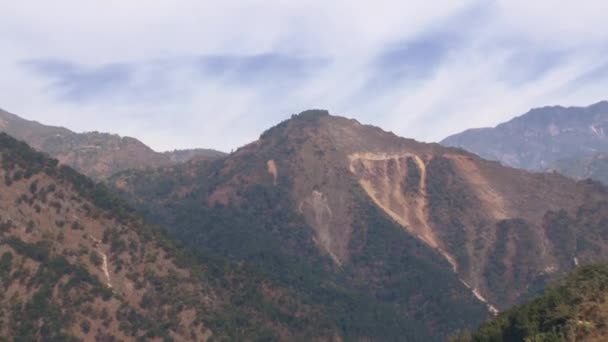 Pomniejszenie góra krajobraz górski — Wideo stockowe