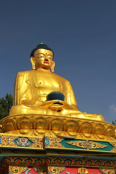Budha szobor Swayambhunath Monkey temple, Katmandu, Nepál. — Stock Fotó