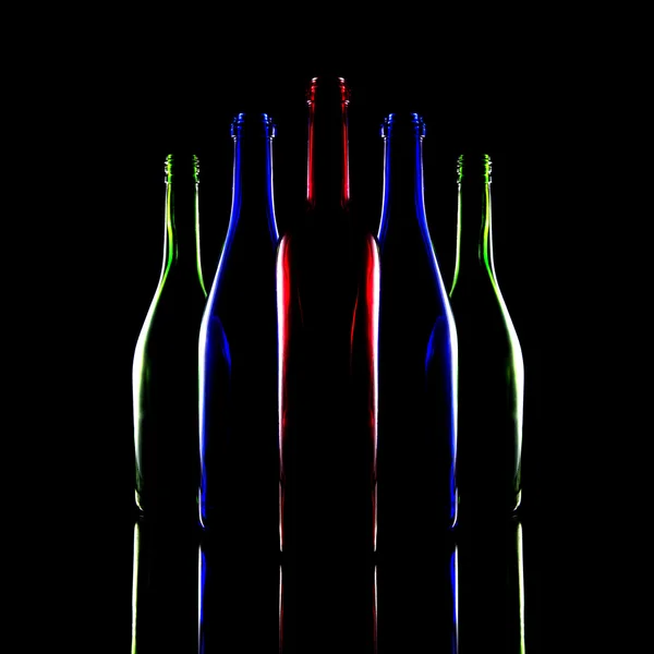 Νεκρή φύση της πολύχρωμα μπουκάλια κρασί — Φωτογραφία Αρχείου