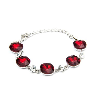 Beyaz izole ruby ile gümüş moda bilezik
