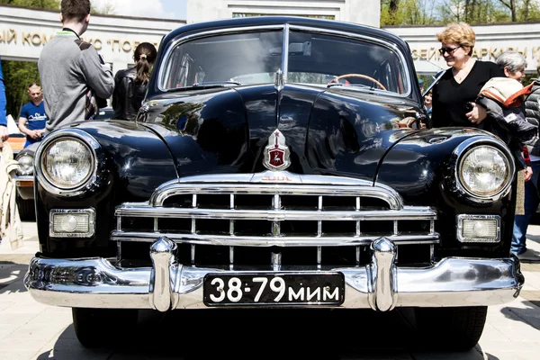 Exposición de coches retro y vintage . — Foto de Stock