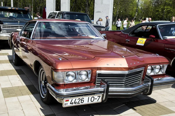 Exposição de carros retro e vintage . — Fotografia de Stock