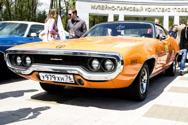 Exposición de coches retro y vintage . — Foto de Stock