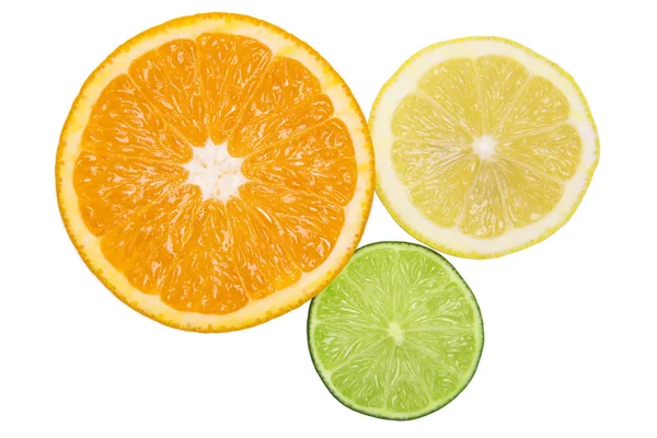 Rebanada de naranja fresca, limón, lima — Foto de Stock