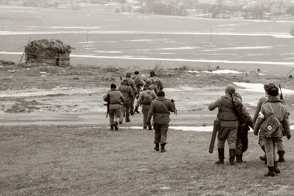 USSR Soldiers in World War II era battle — Stock Photo, Image