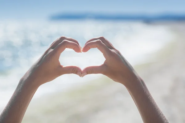 Mani a forma di cuore — Foto Stock