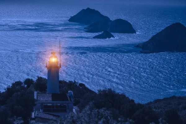 Маяк Мысе Гелидония Средиземном Море Лунном Свете Ночью Турция Регион — стоковое фото