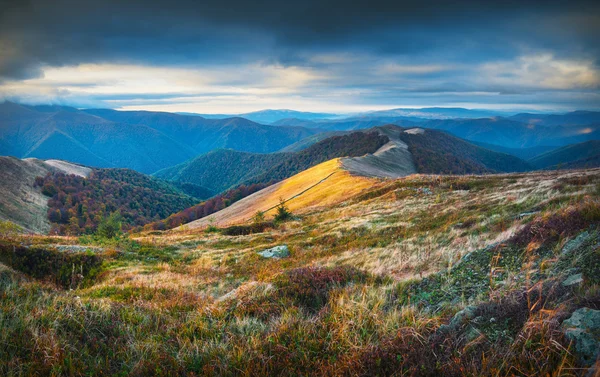 Carpathian autumn mountains — Stock Photo, Image