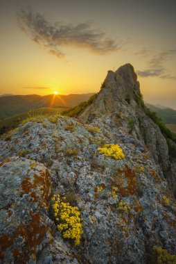 Sunrise yüksek cliff Vadisi
