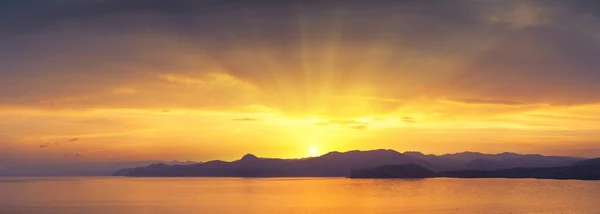 Sudak altında güzel gün batımı