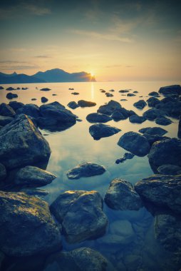 güzel deniz gündoğumu