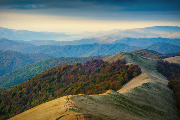 Autumn mountain ridge — Stock Photo, Image