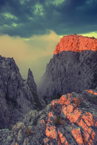 Kırmızı tepe günbatımı v — Stok fotoğraf