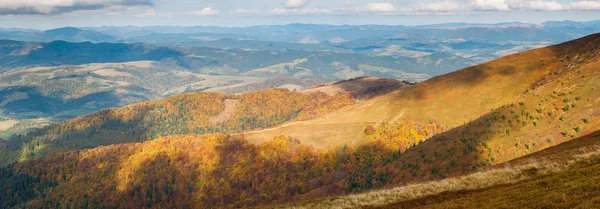 Red mountains — Stock Photo, Image