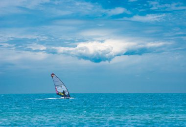 Sörfçü bir Denizi 2