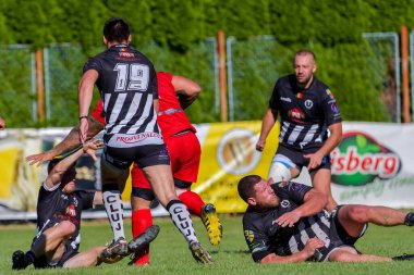 Brasov, Romanya, 30 Ağustos 2020 - Dinamo Rugby VS RUGBY U Cluj Oficial, yarı final Süper Liga Cec Bank arasındaki maçta bilinmeyen rugby oyuncusu